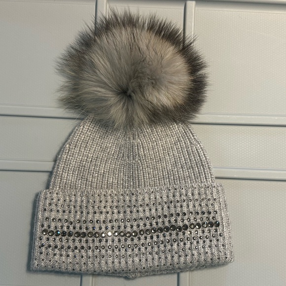 Gray Knit Pom-Pom Beanie with Rhinestone Detail - Picture 1 of 4